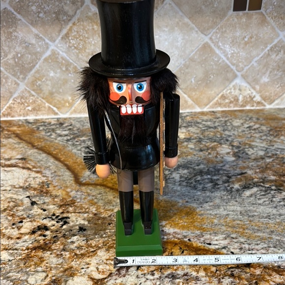 Vintage German Erzgebirge Chimney Sweep Nutcracker - Picture 9 of 9